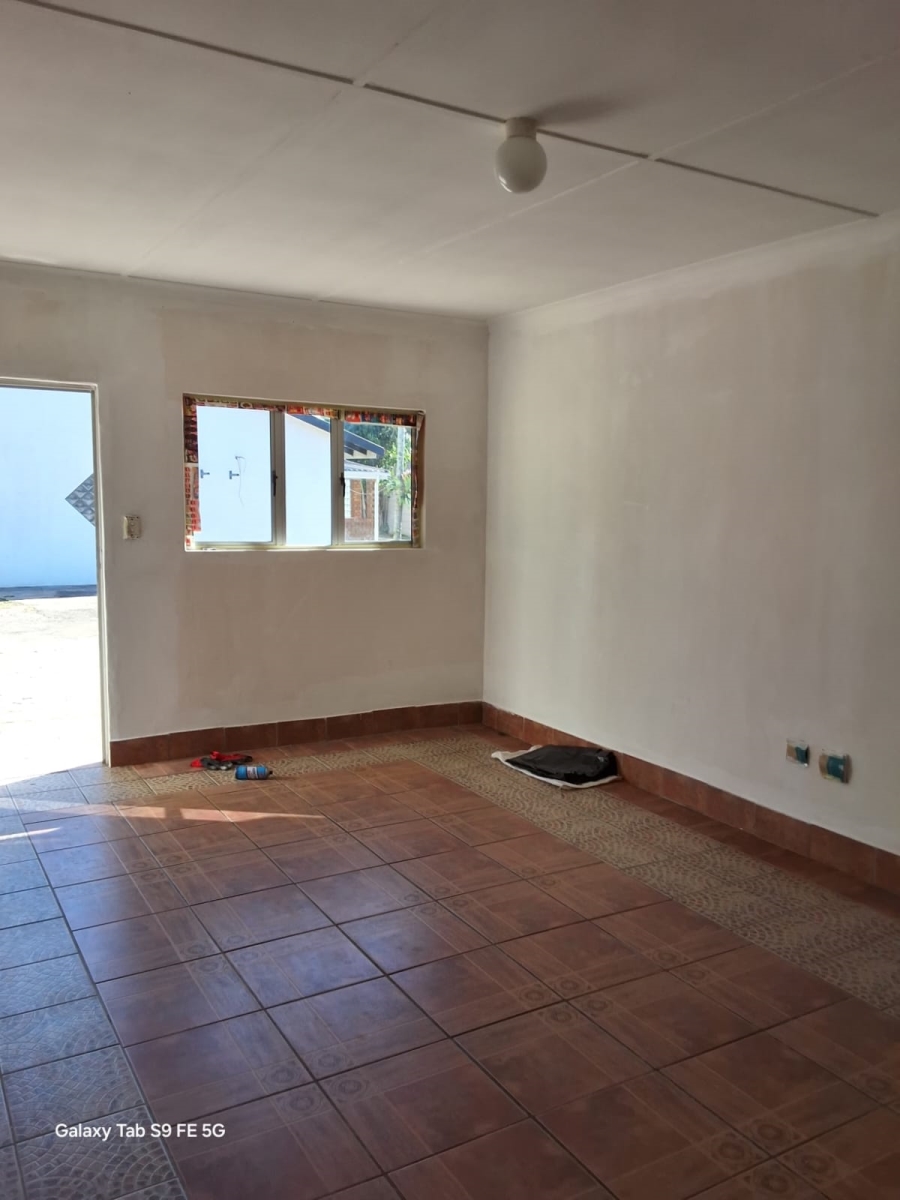 6 Bedroom Property for Sale in Veld En Vlei KwaZulu-Natal