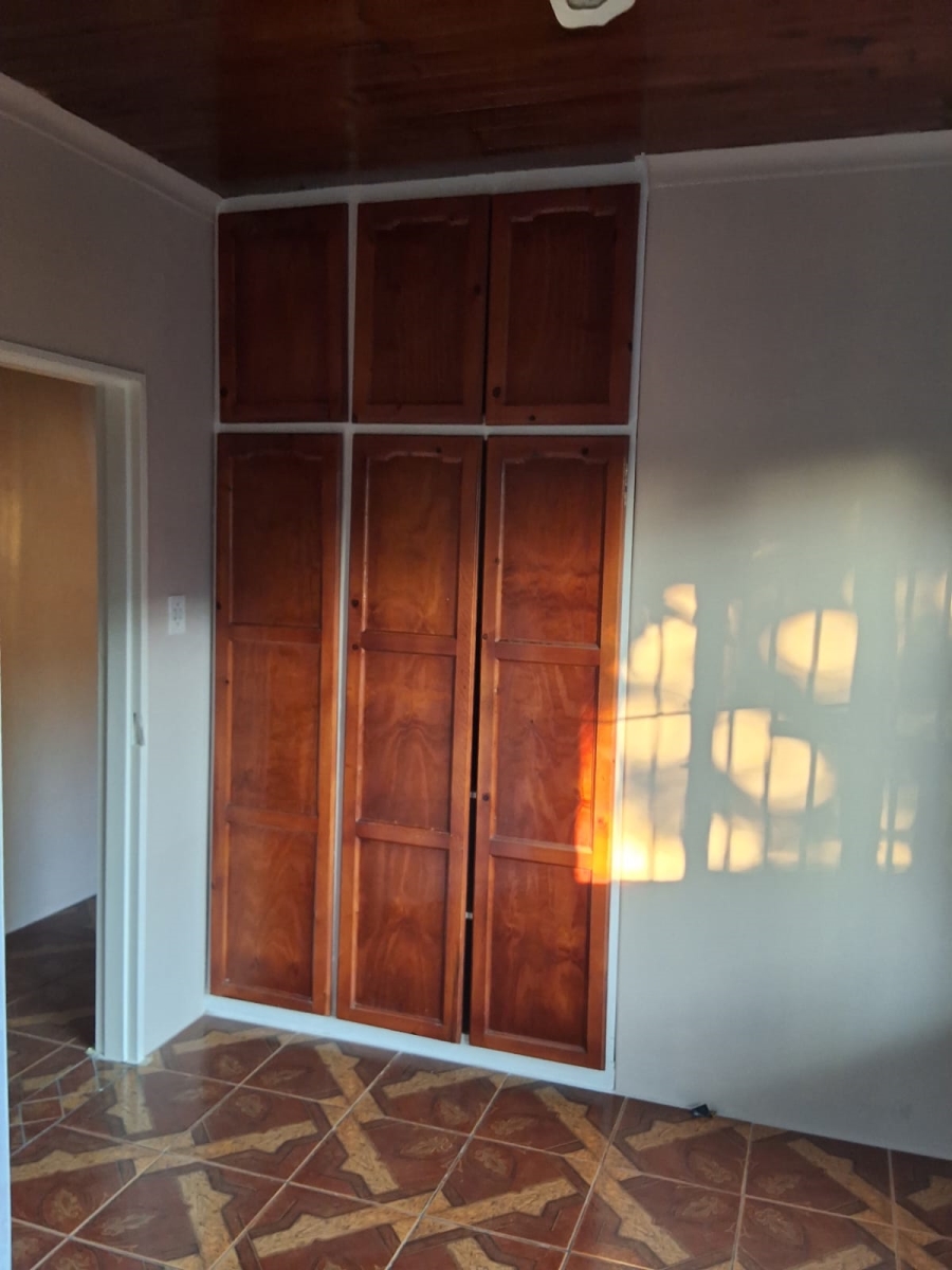 6 Bedroom Property for Sale in Veld En Vlei KwaZulu-Natal
