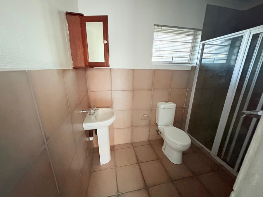 To Let 1 Bedroom Property for Rent in Pioneer Park KwaZulu-Natal