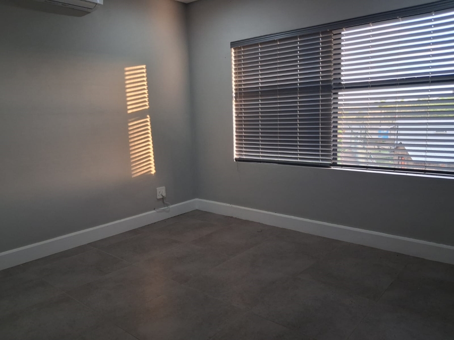 To Let 2 Bedroom Property for Rent in Palm Lakes Estate KwaZulu-Natal