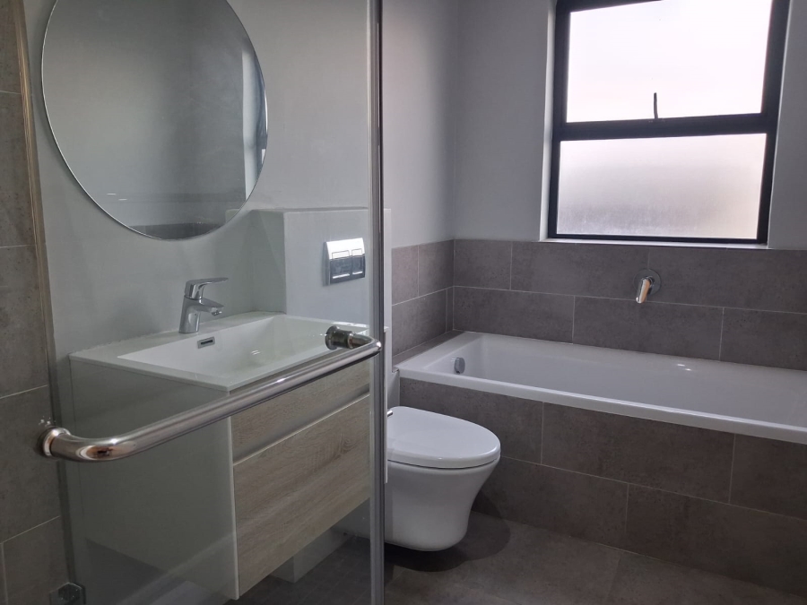 To Let 2 Bedroom Property for Rent in Palm Lakes Estate KwaZulu-Natal