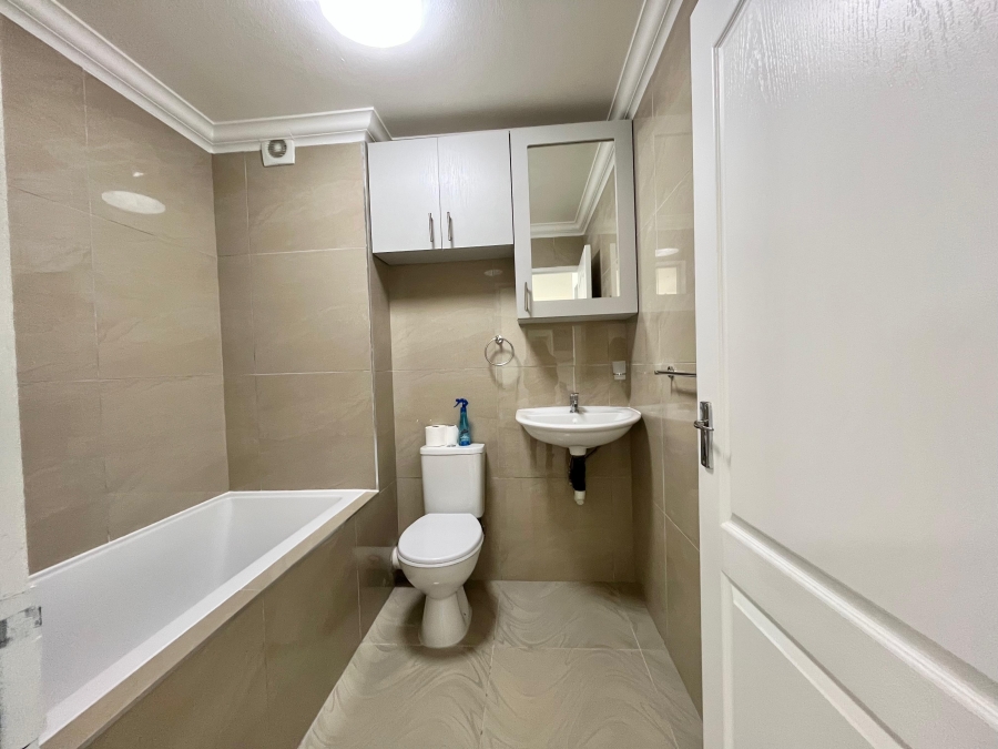 2 Bedroom Property for Sale in La Mercy KwaZulu-Natal