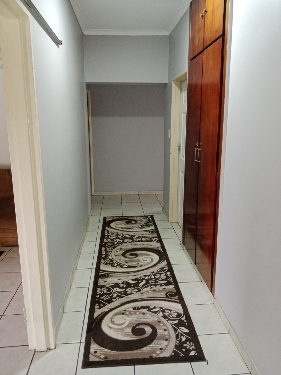4 Bedroom Property for Sale in Newholme KwaZulu-Natal