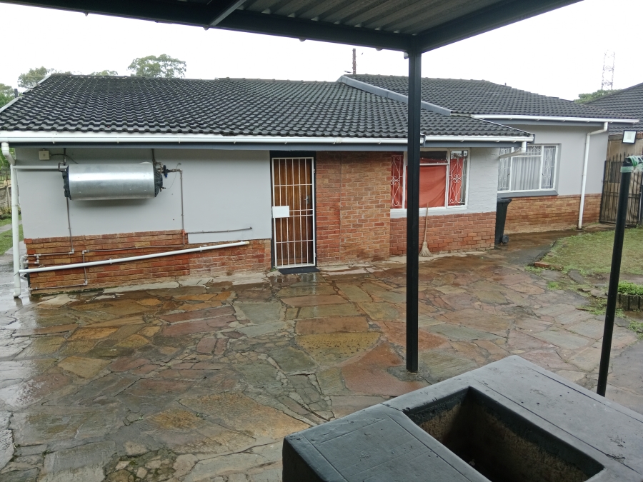 4 Bedroom Property for Sale in Newholme KwaZulu-Natal