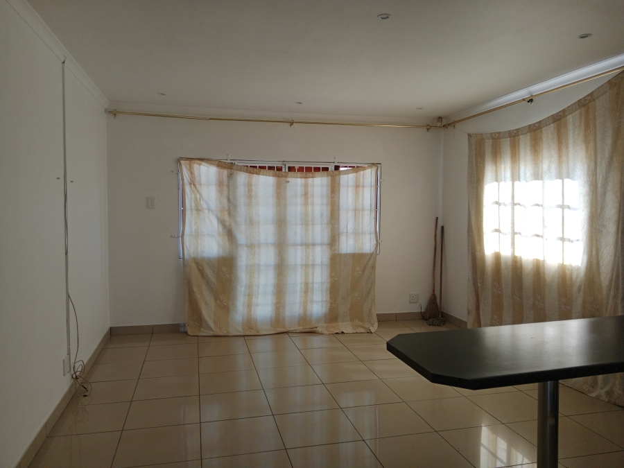 1 Bedroom Property for Sale in Orient Heights KwaZulu-Natal