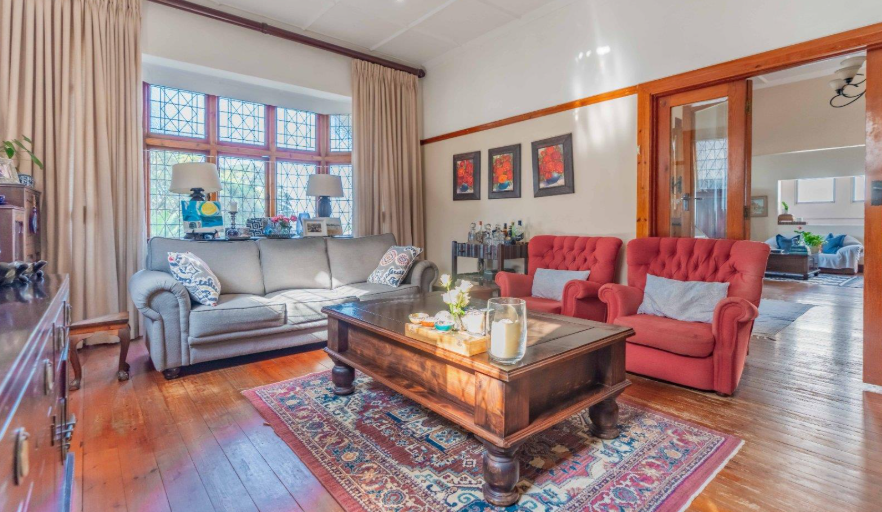 4 Bedroom Property for Sale in Glenwood KwaZulu-Natal