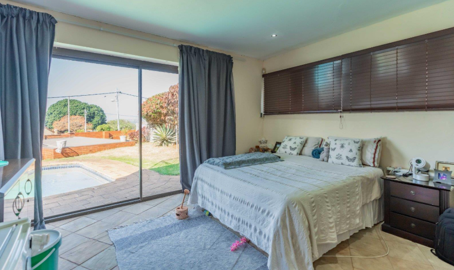 4 Bedroom Property for Sale in Glenwood KwaZulu-Natal