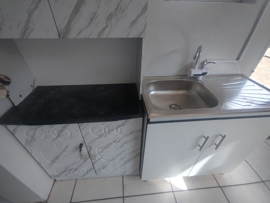 To Let 1 Bedroom Property for Rent in Westville Central KwaZulu-Natal
