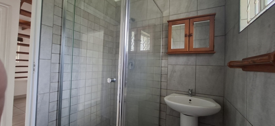 4 Bedroom Property for Sale in Kloof KwaZulu-Natal