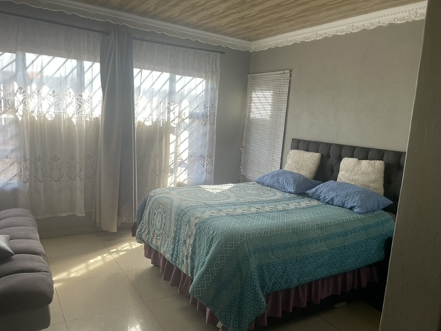 3 Bedroom Property for Sale in Osizweni KwaZulu-Natal