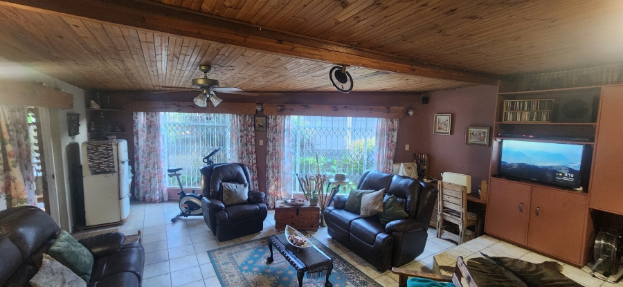 3 Bedroom Property for Sale in Huttenheights KwaZulu-Natal