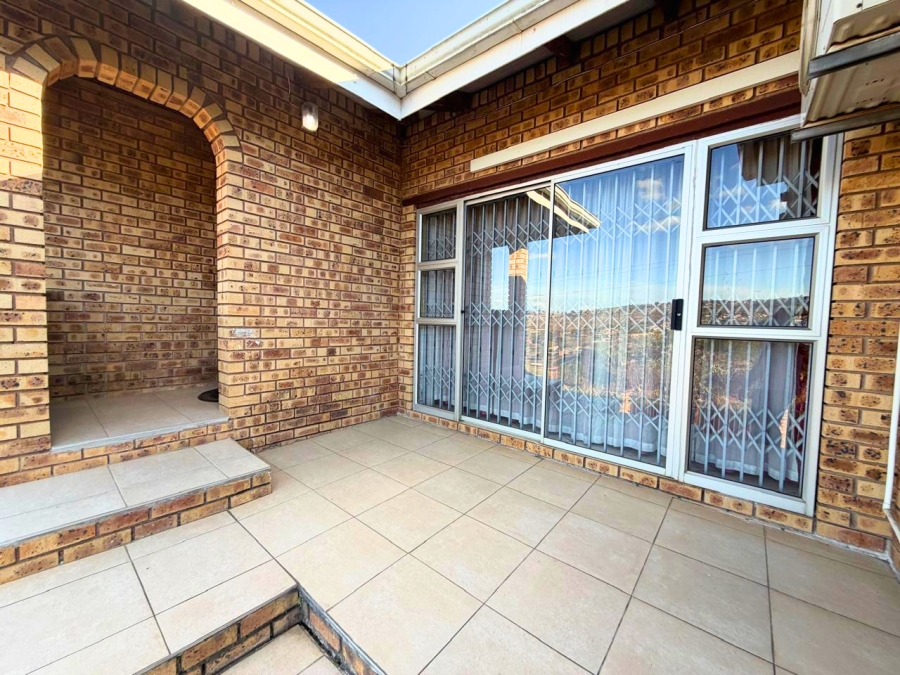 4 Bedroom Property for Sale in Bombay Heights KwaZulu-Natal