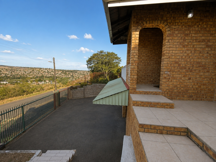 4 Bedroom Property for Sale in Bombay Heights KwaZulu-Natal