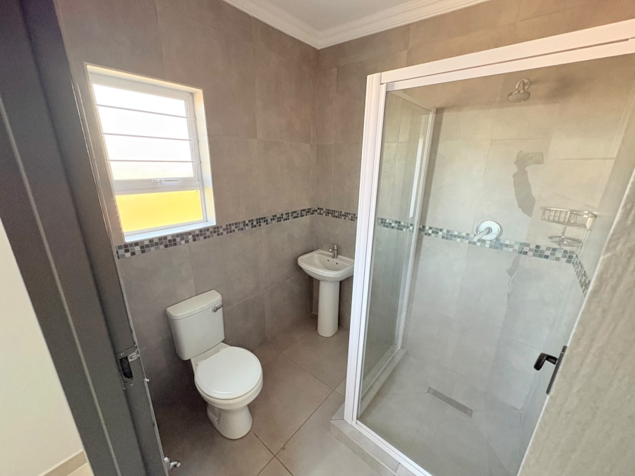 To Let 3 Bedroom Property for Rent in Aviary Hill KwaZulu-Natal