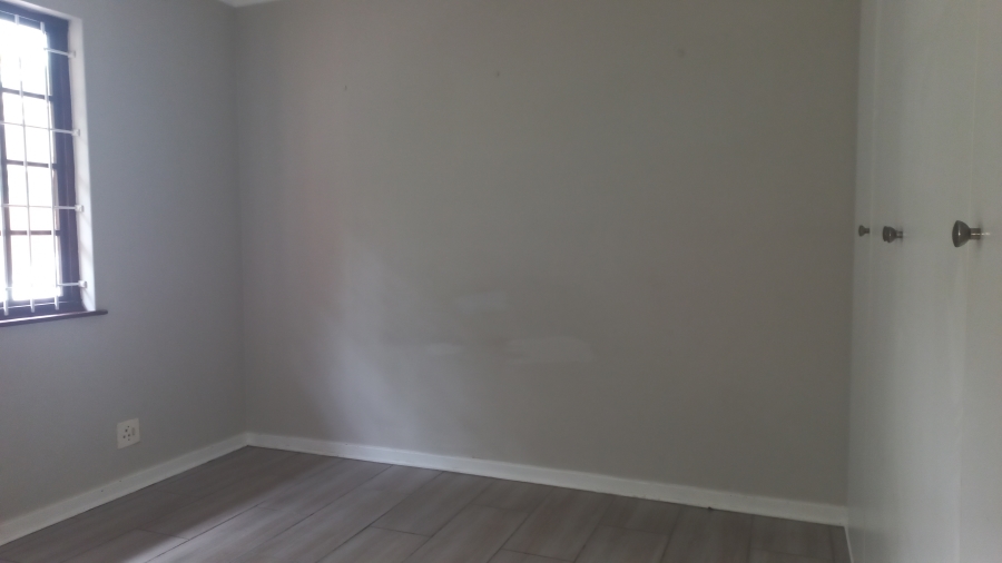 2 Bedroom Property for Sale in Amanzimtoti KwaZulu-Natal