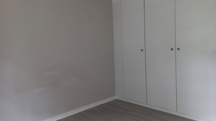 2 Bedroom Property for Sale in Amanzimtoti KwaZulu-Natal