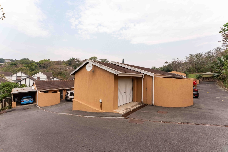 2 Bedroom Property for Sale in Amanzimtoti KwaZulu-Natal