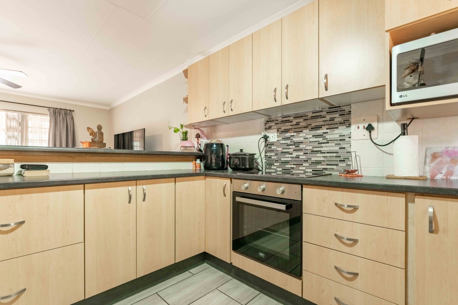 2 Bedroom Property for Sale in Amanzimtoti KwaZulu-Natal