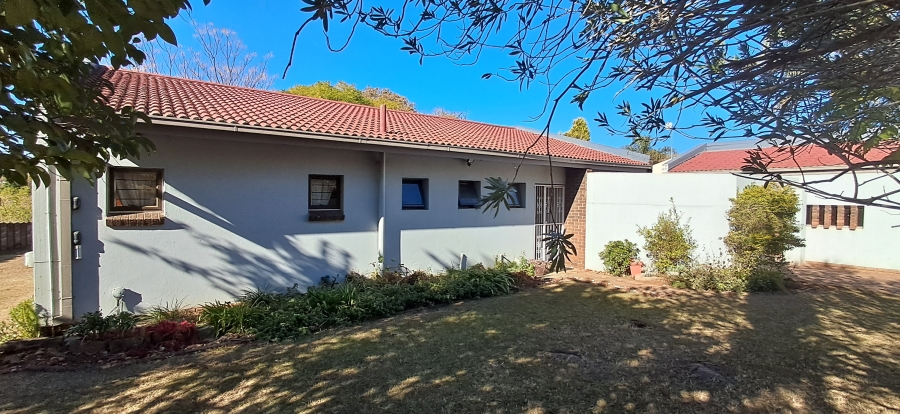 3 Bedroom Property for Sale in Pioneer Park KwaZulu-Natal