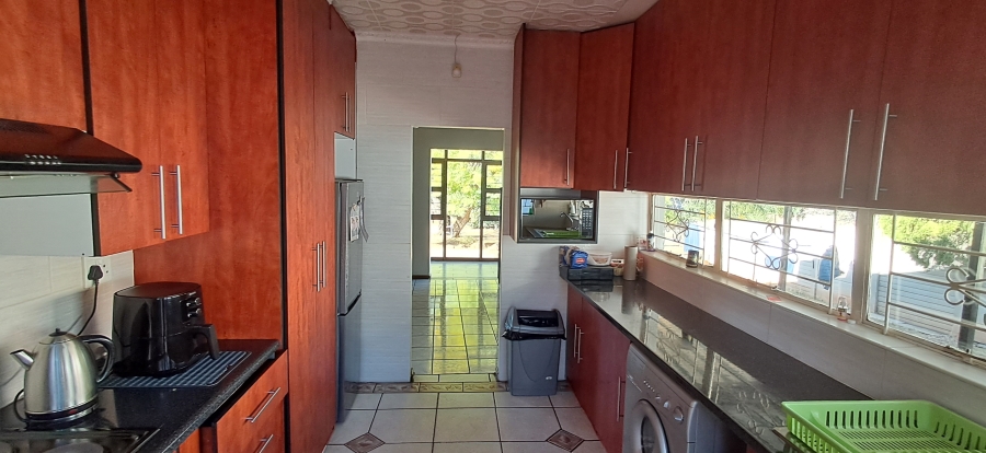 3 Bedroom Property for Sale in Pioneer Park KwaZulu-Natal