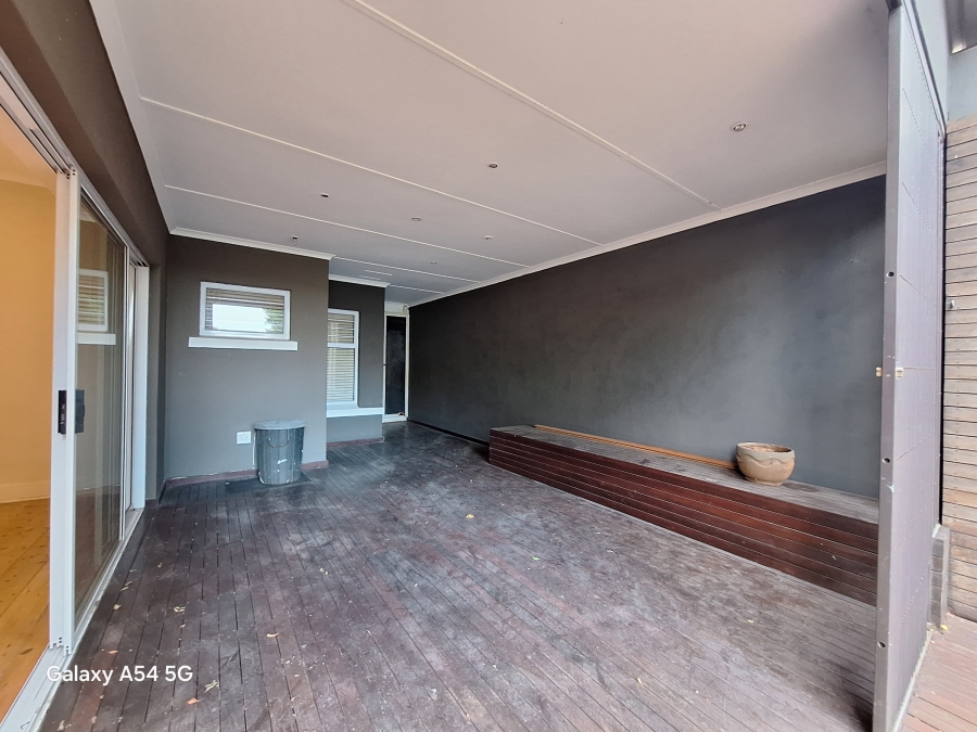 2 Bedroom Property for Sale in Essenwood KwaZulu-Natal