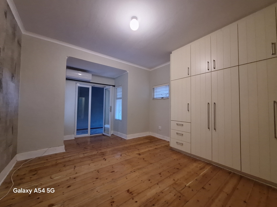2 Bedroom Property for Sale in Essenwood KwaZulu-Natal