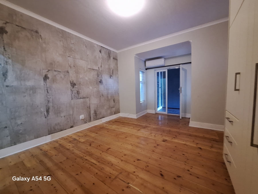 2 Bedroom Property for Sale in Essenwood KwaZulu-Natal