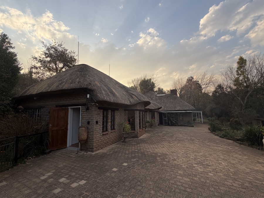 To Let 4 Bedroom Property for Rent in Dargle KwaZulu-Natal