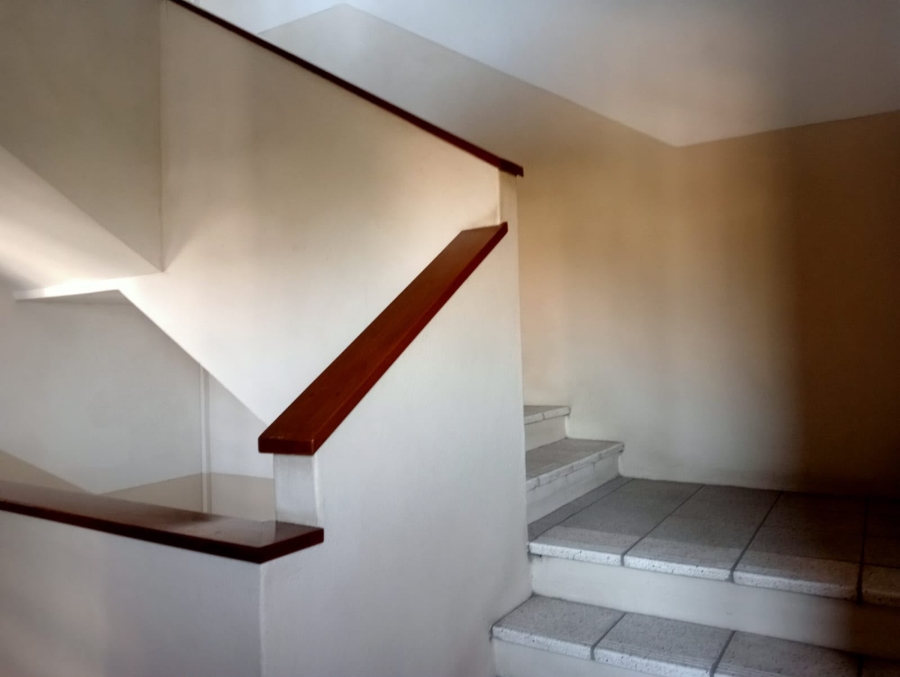 To Let 3 Bedroom Property for Rent in Windermere KwaZulu-Natal