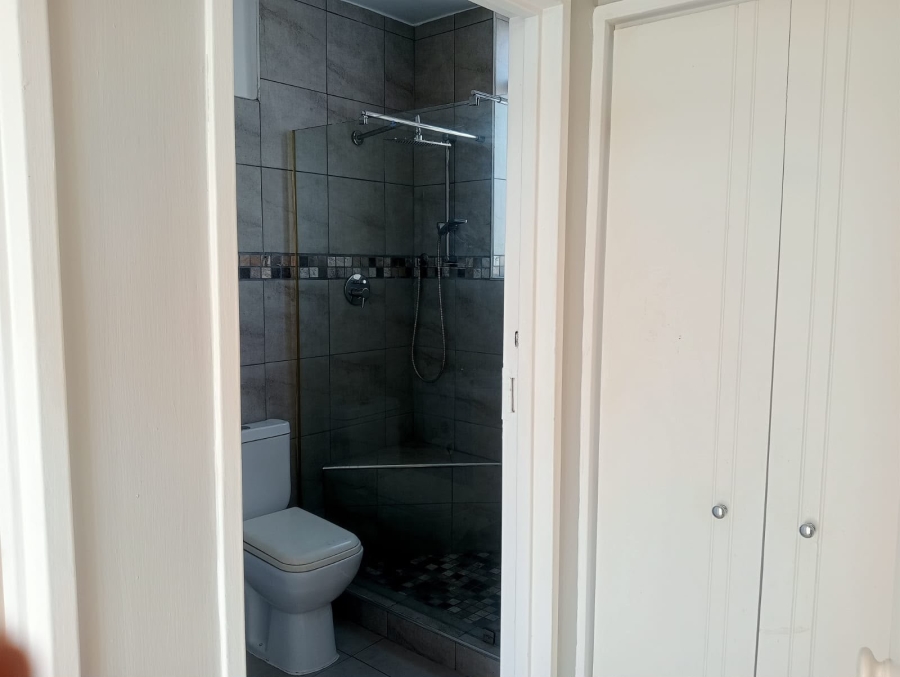 To Let 3 Bedroom Property for Rent in Windermere KwaZulu-Natal