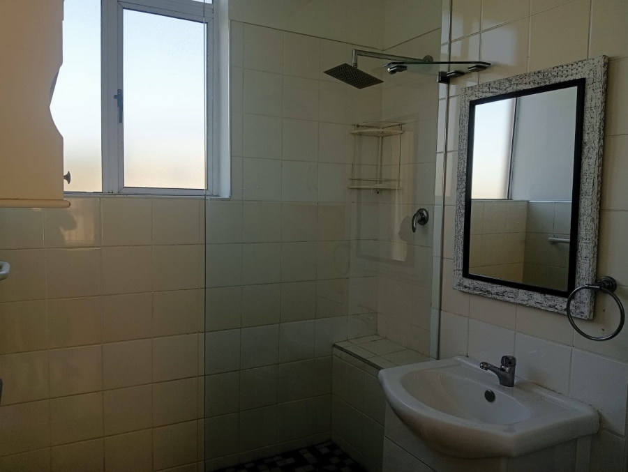 To Let 3 Bedroom Property for Rent in Windermere KwaZulu-Natal