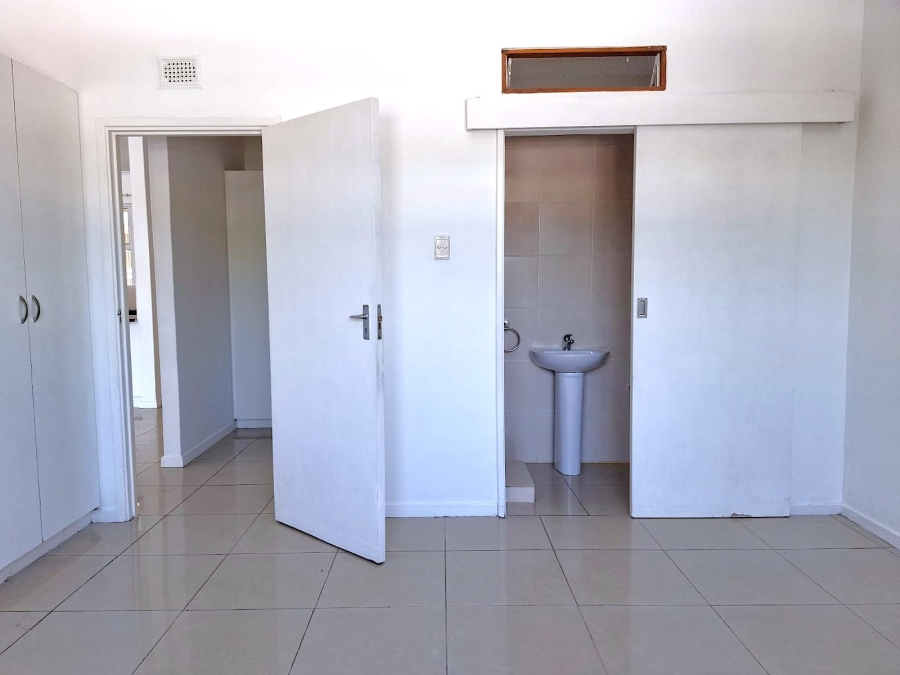 2 Bedroom Property for Sale in Westbrook KwaZulu-Natal