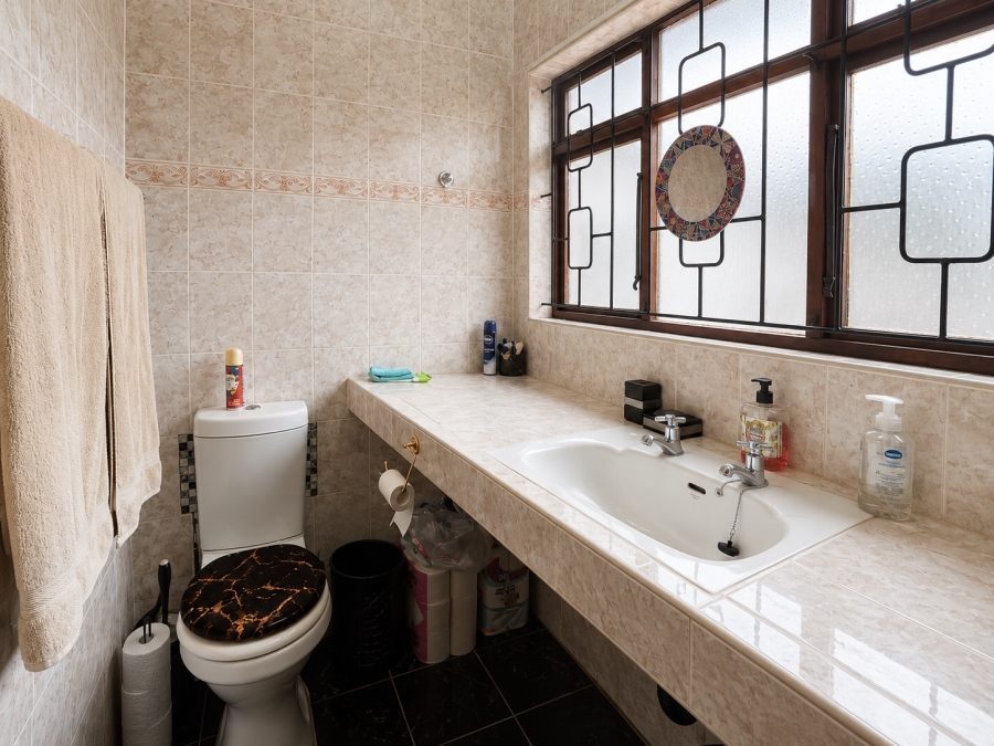 4 Bedroom Property for Sale in Sheffield Beach KwaZulu-Natal