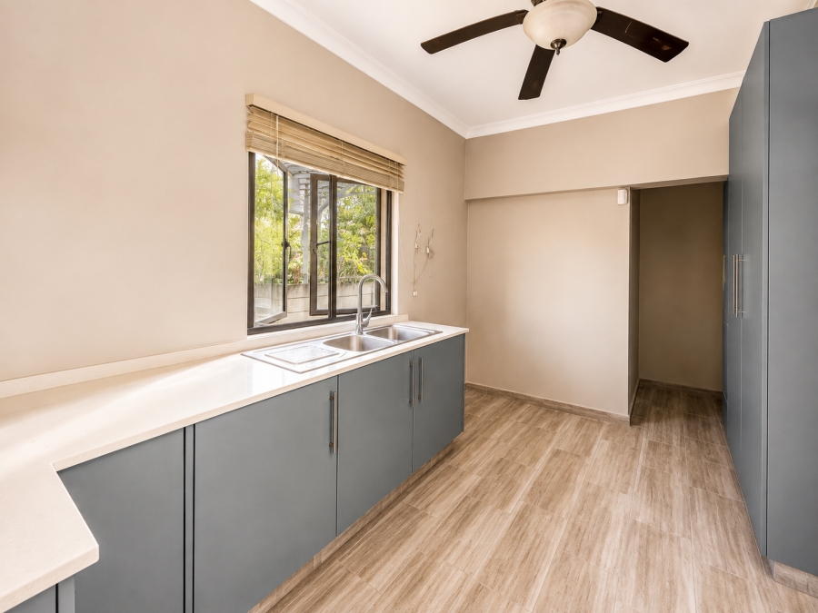 5 Bedroom Property for Sale in Ballito Central KwaZulu-Natal