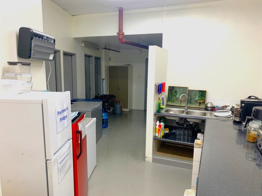 To Let Commercial Property for Rent in Westmead KwaZulu-Natal