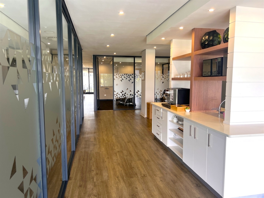To Let Commercial Property for Rent in La Lucia KwaZulu-Natal