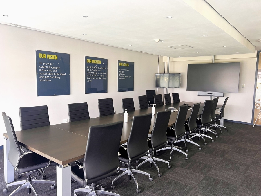 To Let Commercial Property for Rent in La Lucia KwaZulu-Natal
