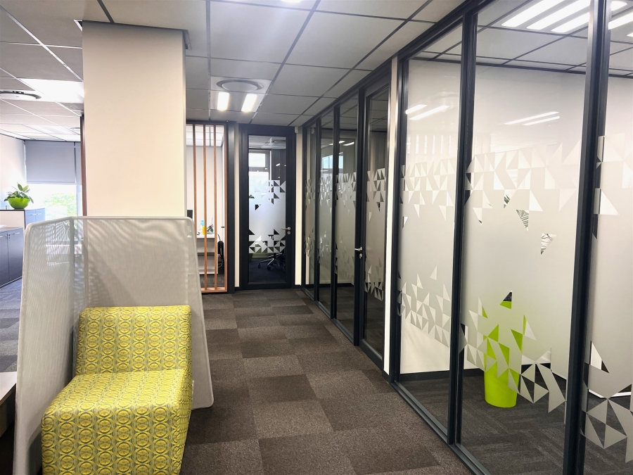 To Let Commercial Property for Rent in La Lucia KwaZulu-Natal