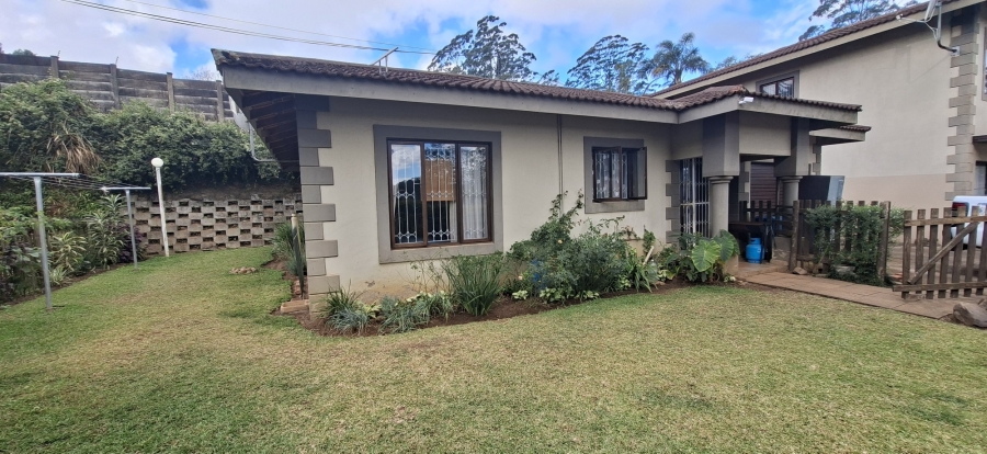 To Let 2 Bedroom Property for Rent in Gillitts KwaZulu-Natal
