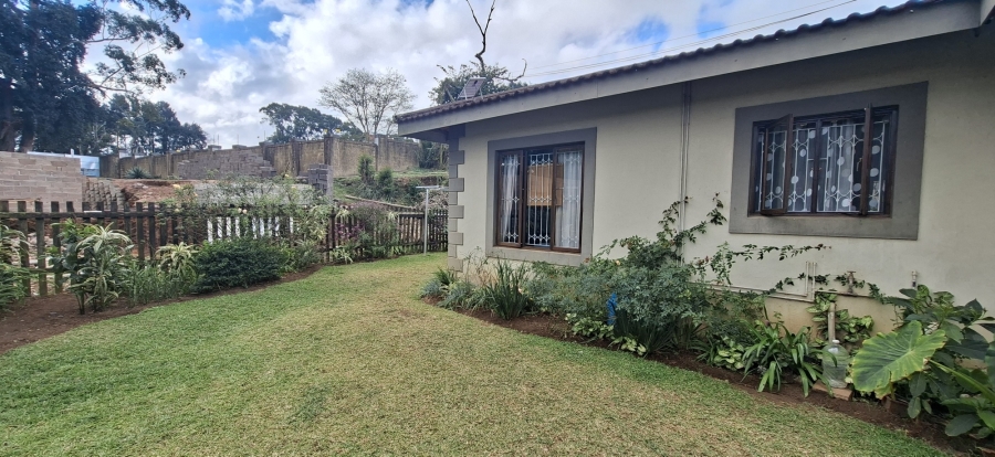 To Let 2 Bedroom Property for Rent in Gillitts KwaZulu-Natal