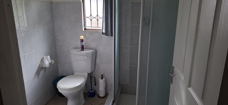 To Let 2 Bedroom Property for Rent in Gillitts KwaZulu-Natal