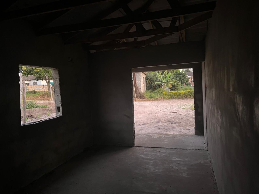 2 Bedroom Property for Sale in Esikhawini KwaZulu-Natal