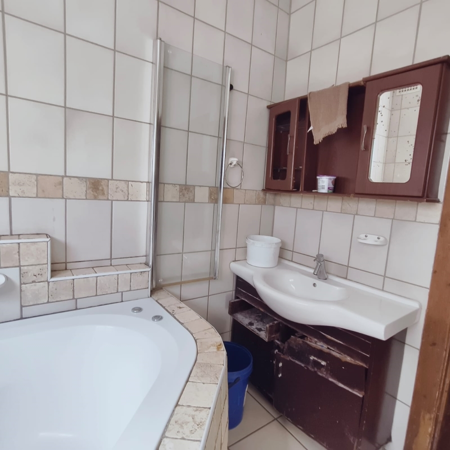 3 Bedroom Property for Sale in Sea View KwaZulu-Natal
