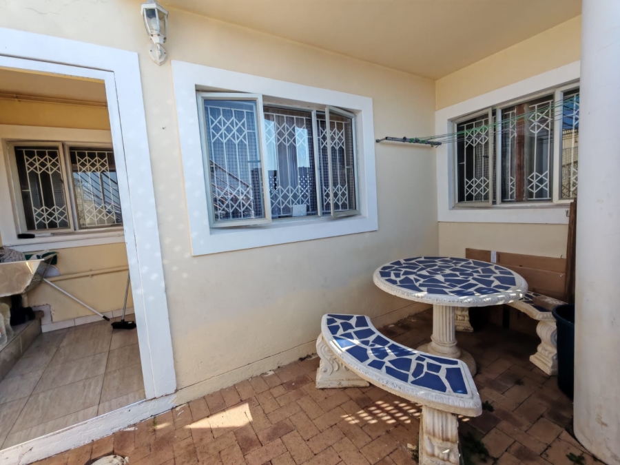 To Let 2 Bedroom Property for Rent in Mount Edgecombe KwaZulu-Natal