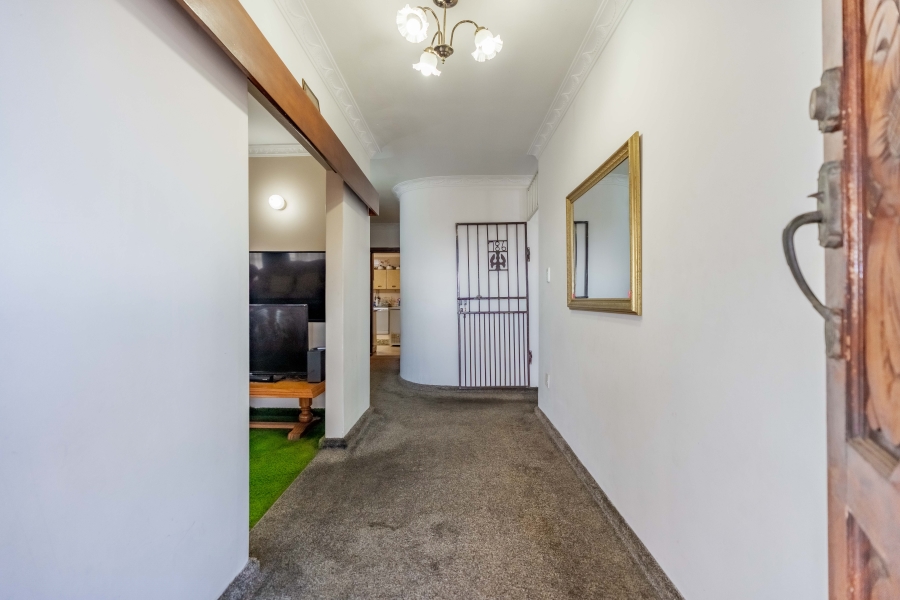 5 Bedroom Property for Sale in Shallcross KwaZulu-Natal