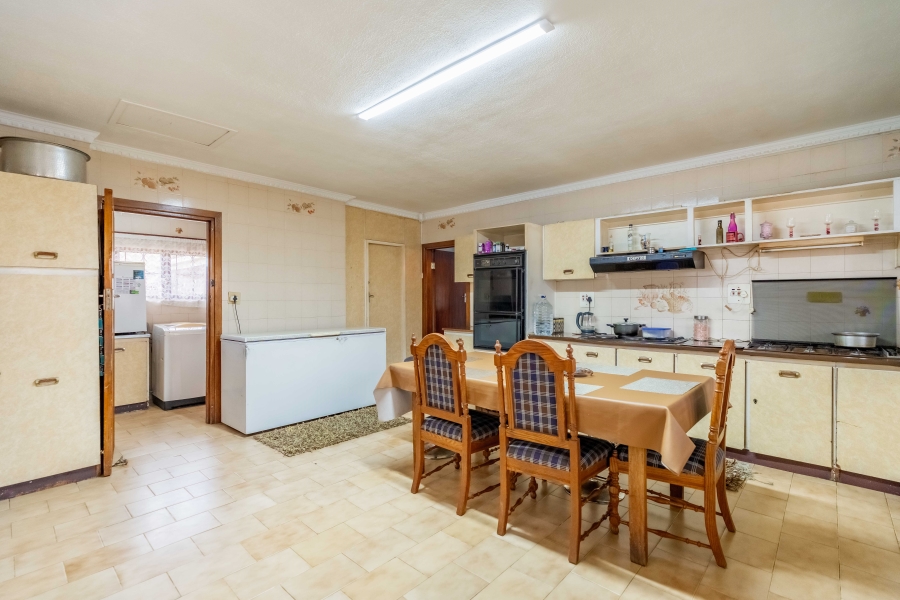 5 Bedroom Property for Sale in Shallcross KwaZulu-Natal