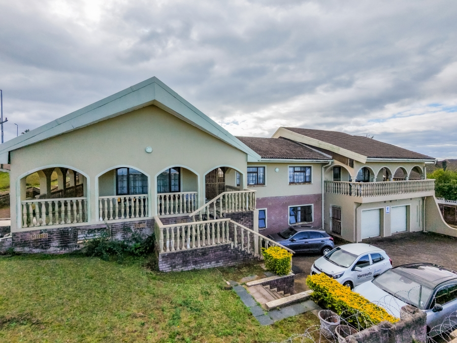 5 Bedroom Property for Sale in Shallcross KwaZulu-Natal
