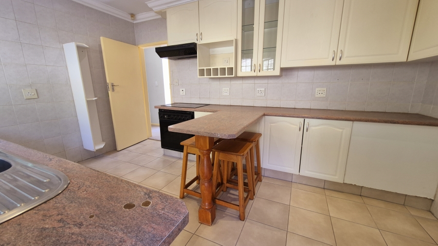 3 Bedroom Property for Sale in Dawncliffe KwaZulu-Natal
