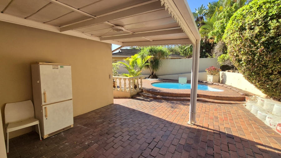 3 Bedroom Property for Sale in Dawncliffe KwaZulu-Natal