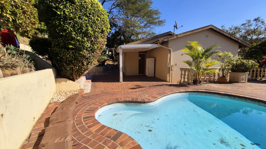 3 Bedroom Property for Sale in Dawncliffe KwaZulu-Natal
